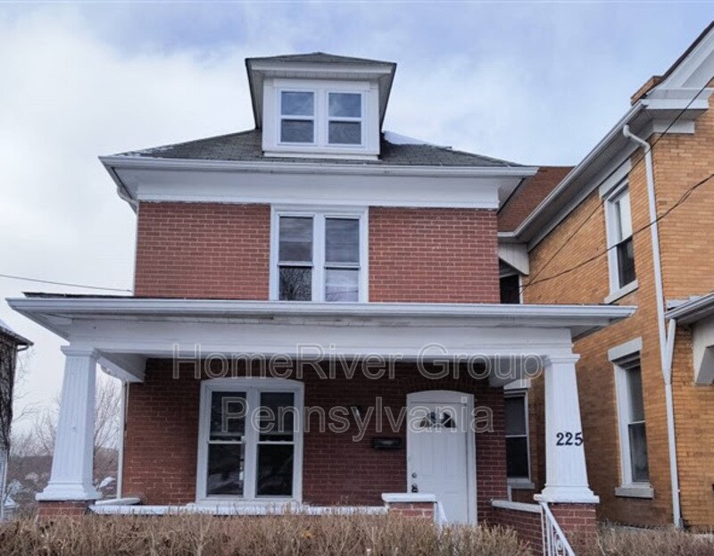 225 Second St N, PA 15644 House Rental in PA