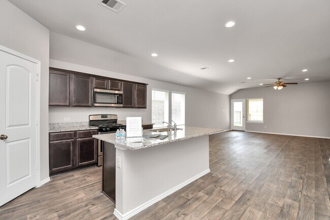 Building Photo - 9826 Laurel Lake Dr