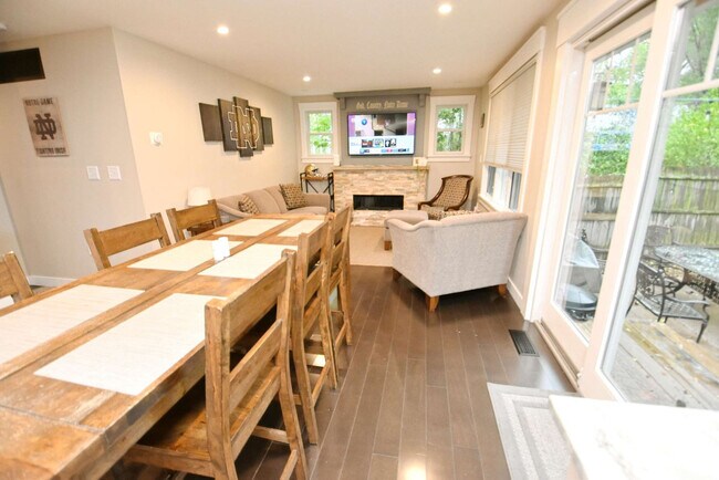 Foto del edificio - 1012 N Lawrence St