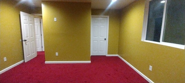 Master bedroom - 21323 Conradi Ave