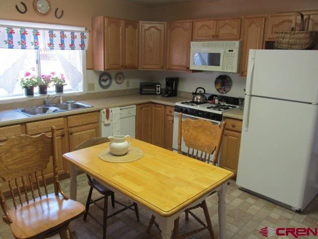 Kitchen - 165 NW 2nd St