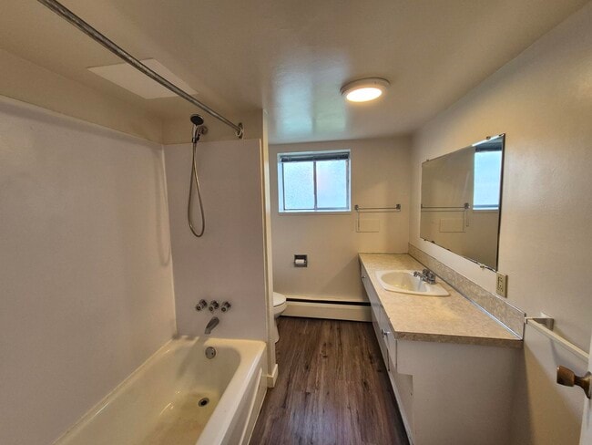 Building Photo - 2068 Townsend Rd