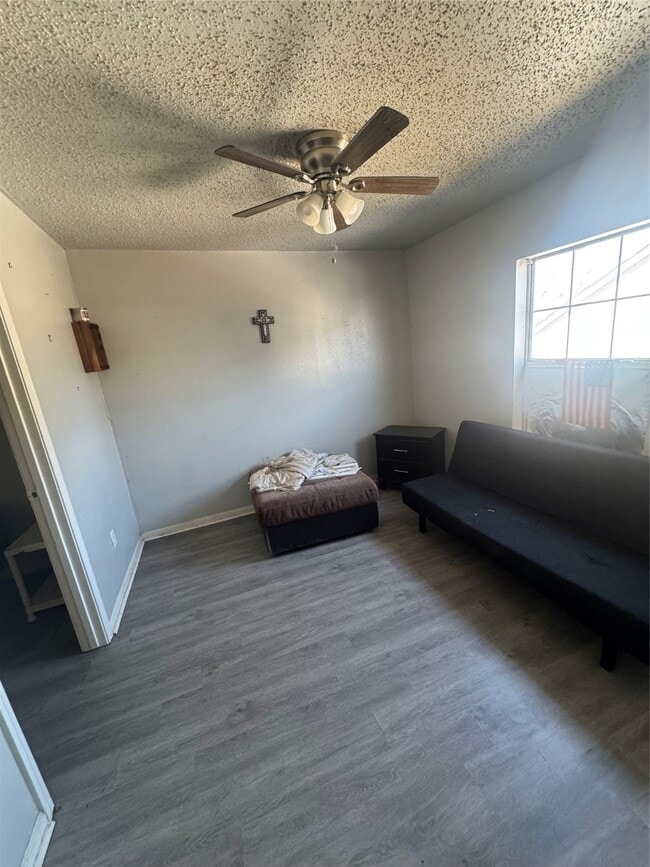 Building Photo - 7018 Avenue F