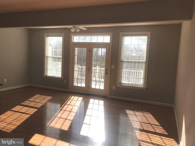 Building Photo - 542 Bolin Terrace