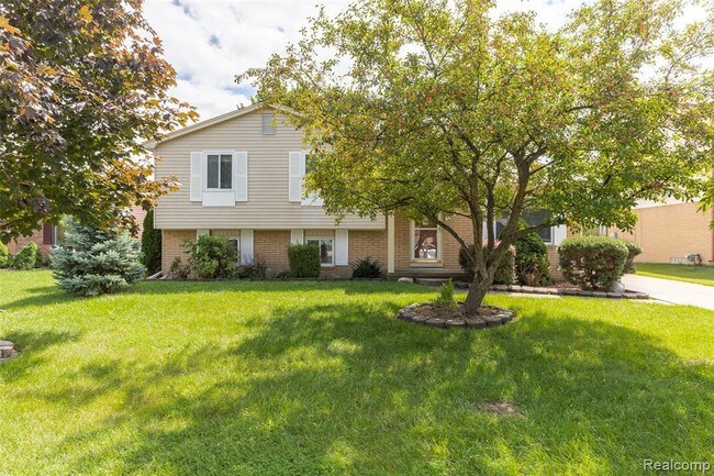 Building Photo - 5046 Franklin Park Dr
