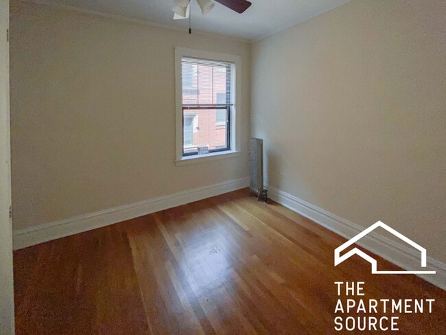 Building Photo - 4715 N Leavitt St