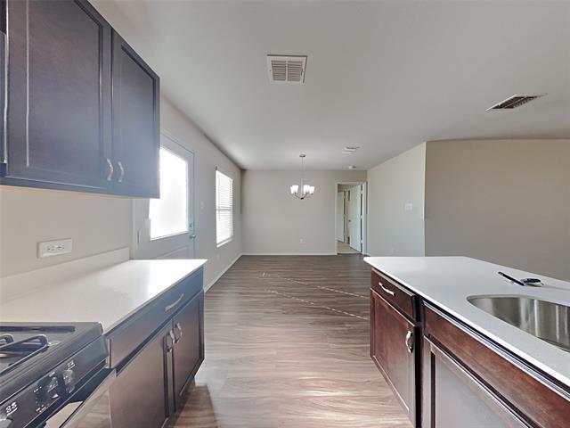 Building Photo - 301 Falling Star Dr