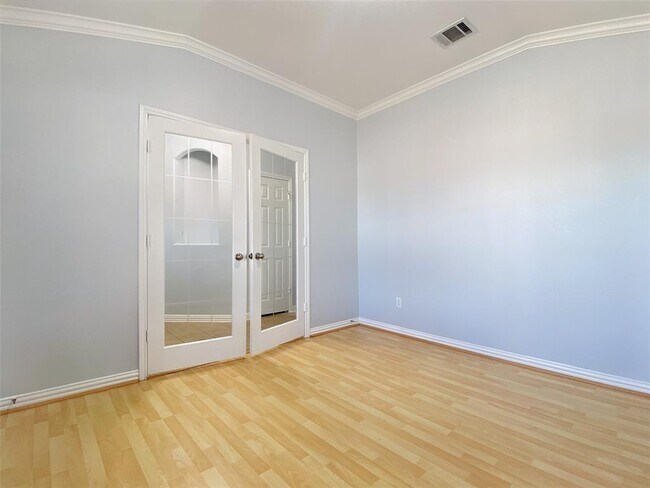 Building Photo - 112 Birdwell Ln