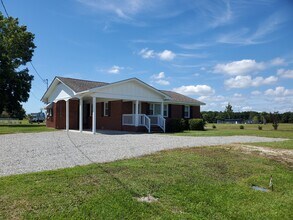 Building Photo - 4128 Freedom Way