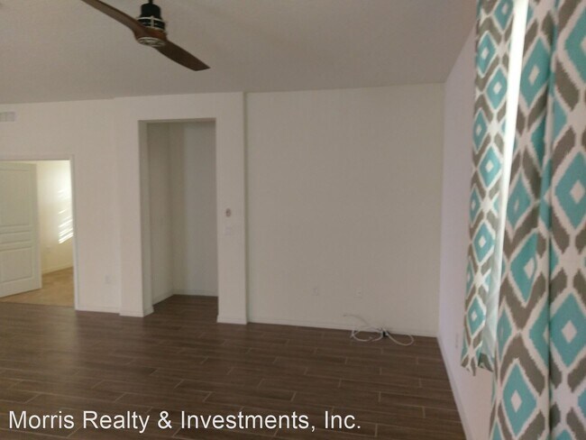 Building Photo - 3 br, 2 bath House - 3140 Bayou Lane