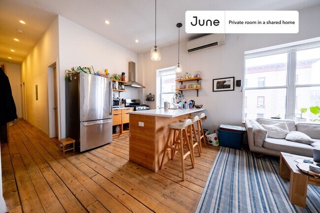 Foto del edificio - Room in Shared 5 bed/2 bath home