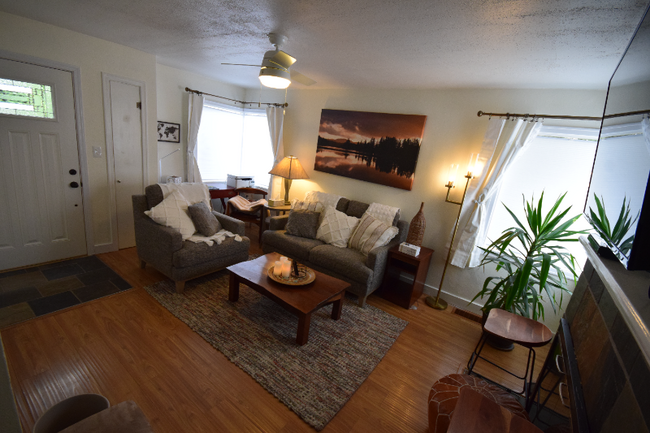 Foto del edificio - 710 Whitman St