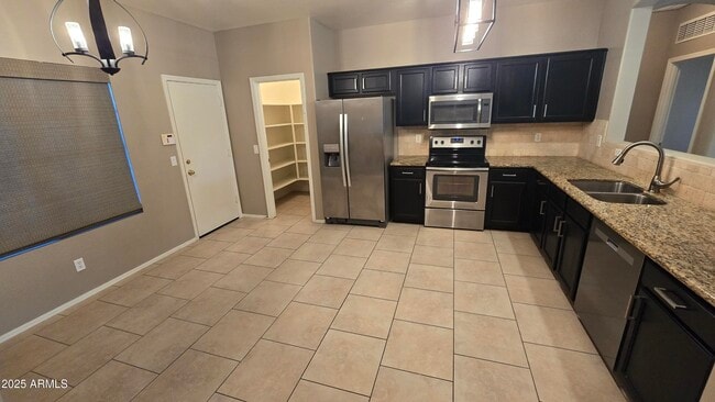 Foto del edificio - 17848 W Acapulco Ln