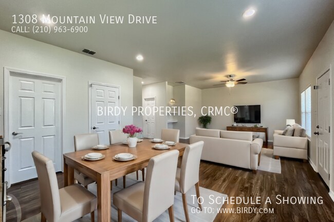 Building Photo - Charming 3 Bedroom Home with Stunning Coun...