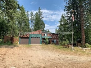 Building Photo - 298 Woods Rd