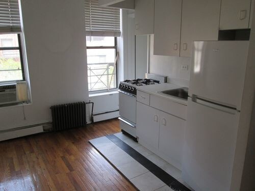 Foto del edificio - 369 W 52nd St