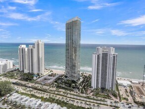 Building Photo - 18975 Collins Ave