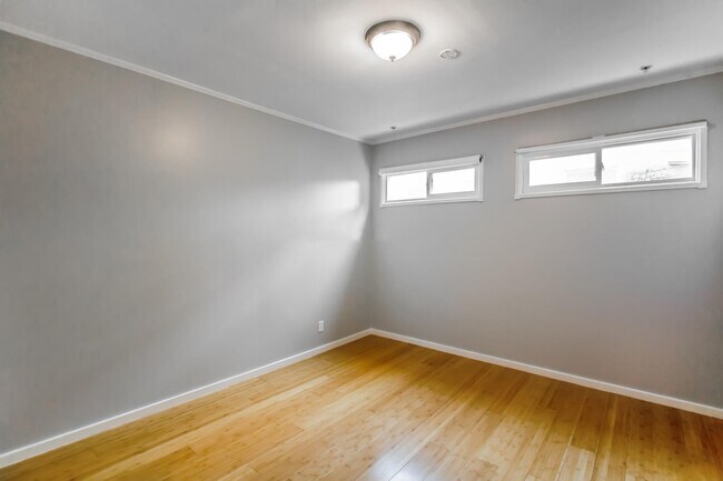 Building Photo - 881 Dolores St