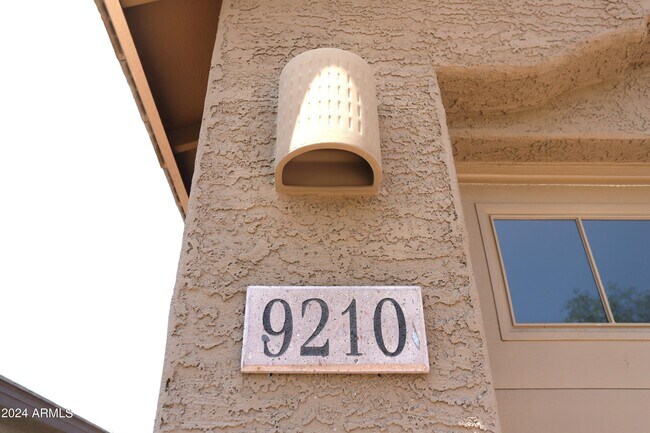 Foto del edificio - 9210 W Willow Bend Ln