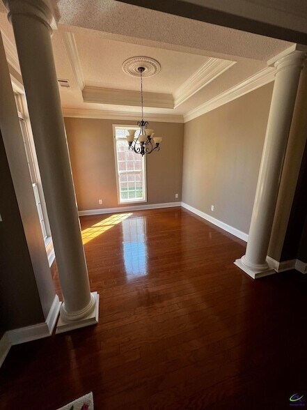 Building Photo - 110 MacIntosh Ln