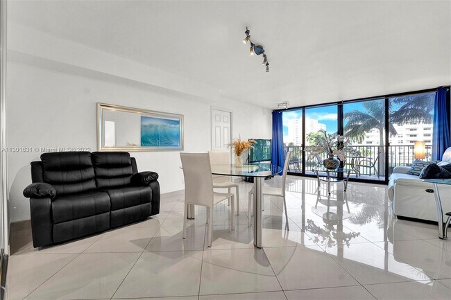 Foto del edificio - 2101 S Ocean Dr