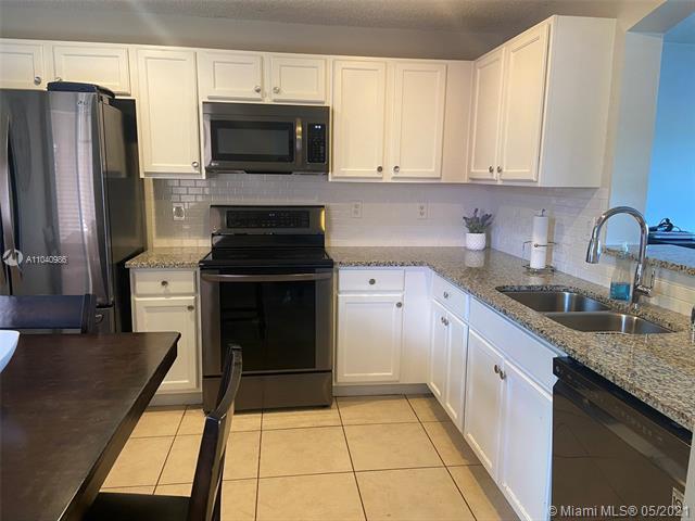 Foto del edificio - 7026 SW 164th Ct