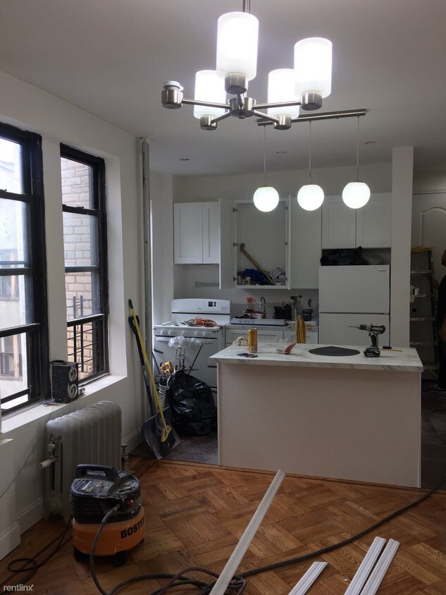 Foto principal - 1635 Carroll St