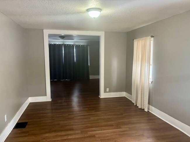 Building Photo - Check Out This 3-Bed Home in Bluffton!