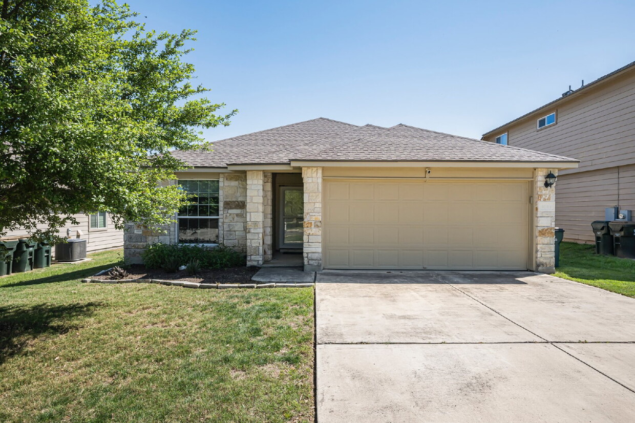 Foto principal - Charming 3-Bedroom with 2 Baths Cottonwood...