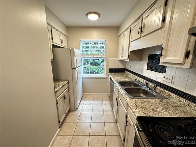 Foto del edificio - 11020 Hunter Trail Ln