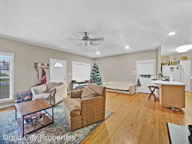 Building Photo - 3 br, 2 bath House - 16 Beverly Heights