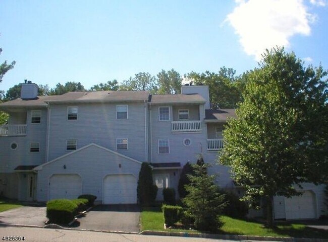 Foto del edificio - 25 Bowfell Ct