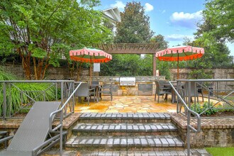 Building Photo - Echo Ridge at Suwanee