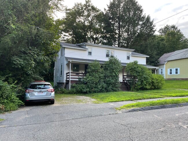 Building Photo - 114 N Whitney St