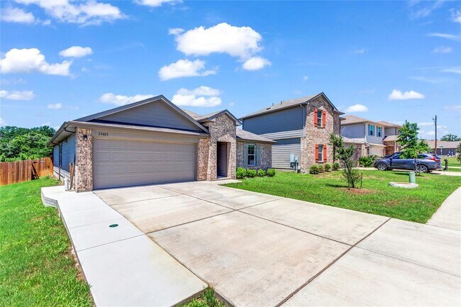 Building Photo - 13013 Brahmin Dr