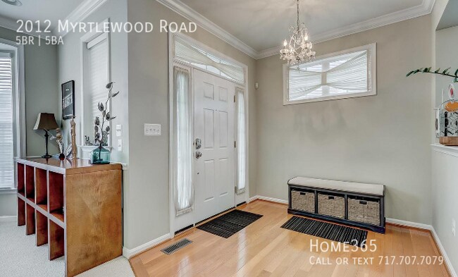 Building Photo - Spectacular 5 Bedroom 5 Bathroom - Ready f...