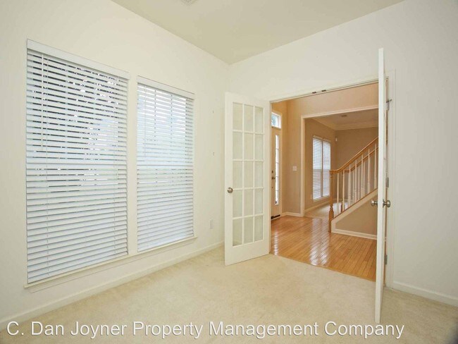Building Photo - 109 Hydrangea Way