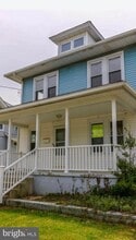 Building Photo - 921 New Pear St
