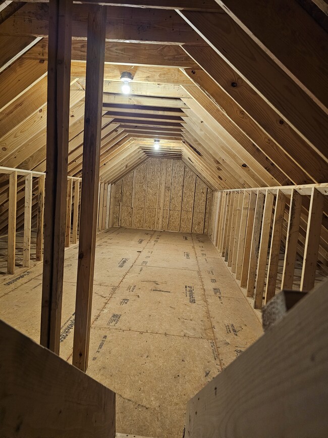 Building Photo - 152 Shinnecock