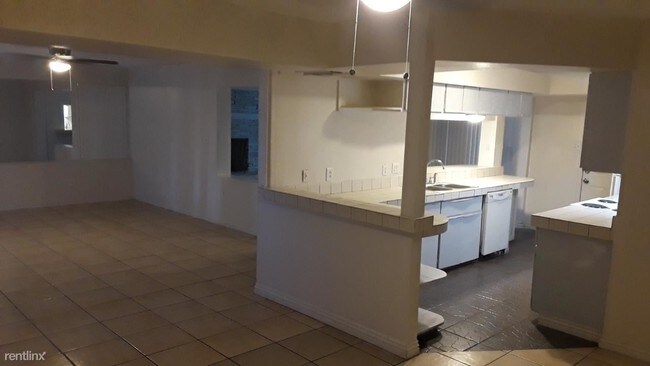 Building Photo - 3 br, 2 bath House - 4003 N 47th Ln