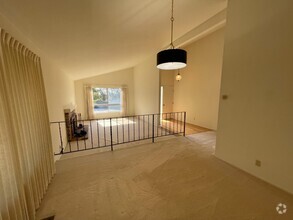 Building Photo - 108 CSM Dr