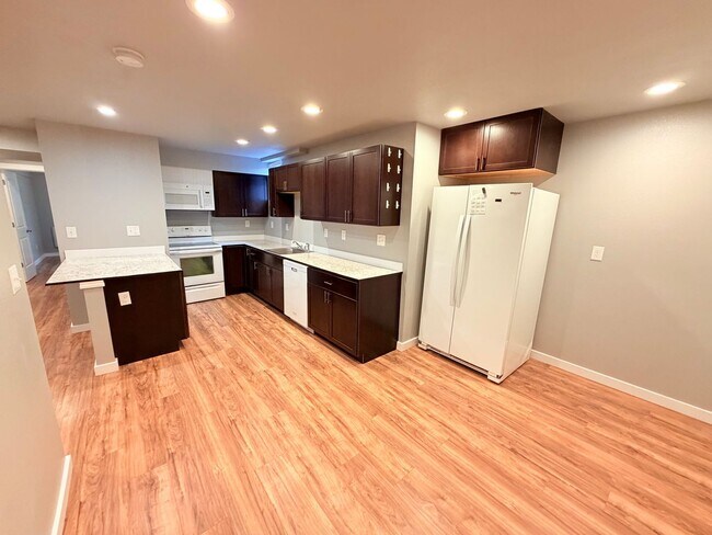 Foto del edificio - Lovely 2 Bedroom Condo in Marysville!