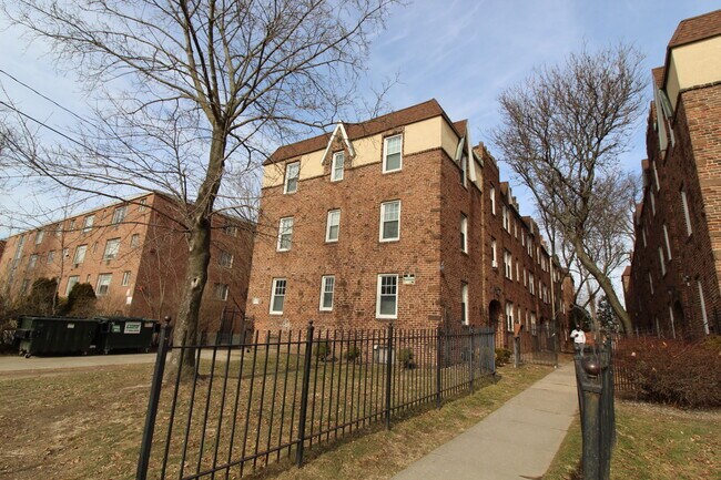 Building Photo - 167 Collins St