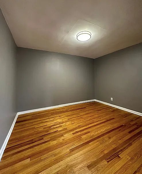 Foto del edificio - 138 E 7th St
