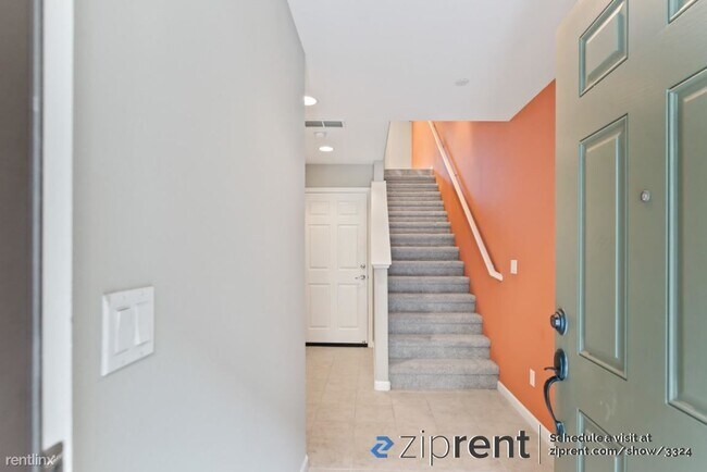 Building Photo - 3 br, 3.5 bath Townhome - 34113 Via Lucca,...