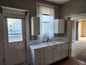 Building Photo - 97 W Pearl St