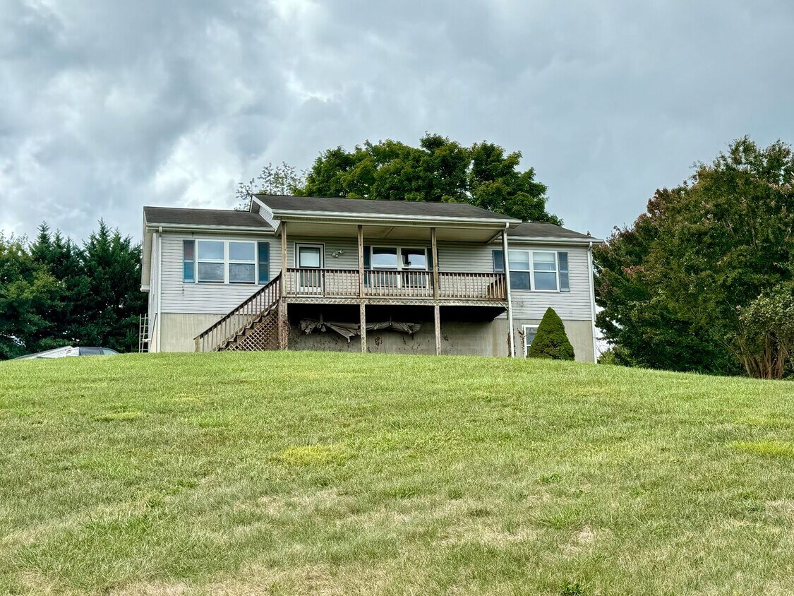Foto principal - House for Rent in Mount Crawford