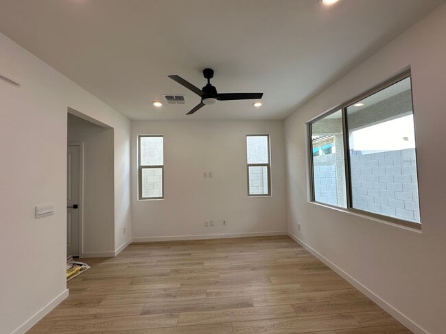 Building Photo - BRAND NEW HOME IN EASTMARK/MESA