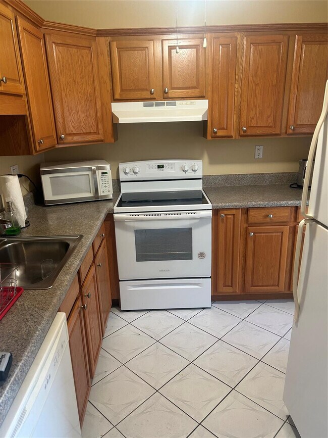 Foto del edificio - 4321 NW 16th St