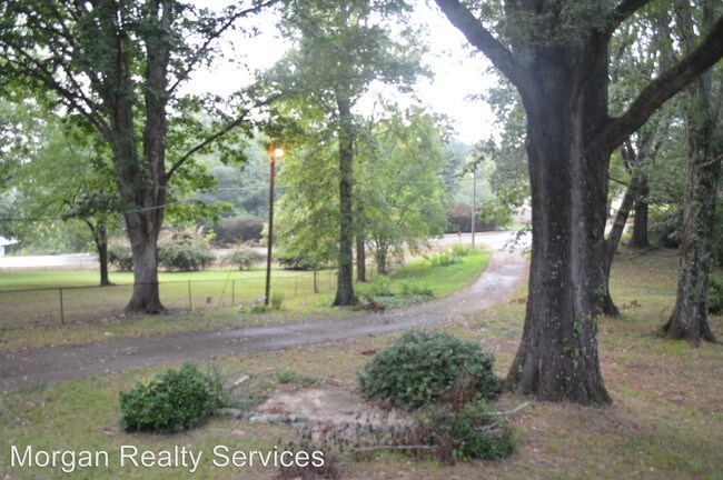 Foto del edificio - 7547 Old Springville Rd